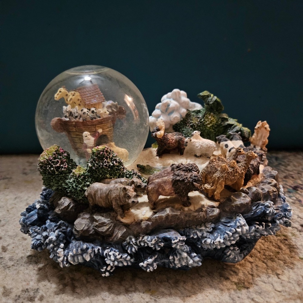Noah's Ark Musical Snow Globe Animals Figurine Religious Decor